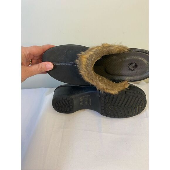 Crocs Eva Cobbler Brown Fur Trimmed wedge Mule Size 9 - Picture 4 of 7
